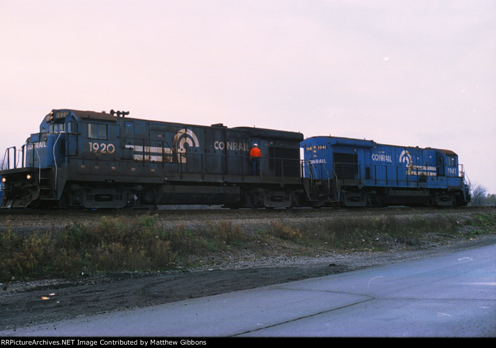 Conrail power at Dewitt